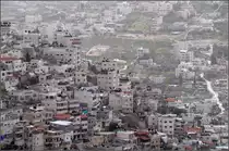 . Eigene �sthetik - 

Blick ins Kidrontal mit pal�stinensischen Wohngebieten unterhalb der Jerusalemer Altstadt.

18.03.2014 (Matthias)