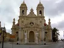 Zabbar, Pfarrkirche Our Lady of all Graces, erbaut von 1641 bis 1696 nach Pl�nen von Tommaso Dingli, barocke Fassade von 1737 (23.03.2014)