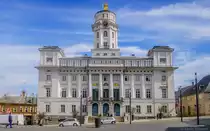 Das Rathaus der Stadt Zeulenroda-Triebes wurde 1825 - 1827 im klassizistischen Stil erbaut. Auf seinem 35 Meter hohen Turm befindet sich eine Statue der griechischen G�ttin Themis, die 1997 restauriert wurde. (07.04.2014)
