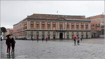 Neapel. Im Palazzo Salerno an der Piazza del Plebiscito sind die Carabinieri untergebracht. 27.03.2014