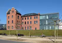 Bonner - Bogen,  Direktorenvilla , ehemaliger Firmensitz der stillgelegten Zementfabrik, jetzt exclusive B�roimmobilie. 09.03.2014