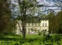 Krauchenwies in Oberschwaben, das Sommerschlo� der F�rsten von Hohenzollern, 1828-32 erbaut, bis heute von der F�rstenfamilie genutzt, April 2014