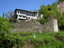 Melnik, Kordopulow Haus, erbaut 1754 vom wohlhabenden H�ndler Manol Kordopulow im 
Stil der bulgarischen Wiedergeburt (02.05.2014)