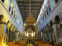 Thessaloniki, Mittelschiff der St. Demetrios Kirche, Mosaiken an den Langhauswestwand aus dem 5. bis 9. Jahrhundert (02.05.2014)