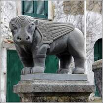 Ravello. Eine Figur des Brunnens in der Via Lacco. 28.03.2014