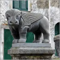 Ravello. Eine Figur des Brunnens in der Via Lacco. 28.03.2014