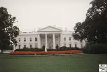 Blick auf das Weie Haus, den Sitz des amerikanischen Prsidenten. Die Aufnahme entstand whrend unserer USA Reise 1997.