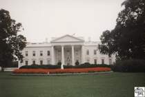 Blick auf das Wei�e Haus, den Sitz des amerikanischen Pr�sidenten. Die Aufnahme entstand w�hrend unserer USA Reise 1997.