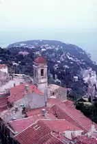 Provence-Alpes-C�te d'Azur: Von Roquebrune Village gibt es einen guten Blick �ber Cap Martin. Im Vordergrund ein Teil des alten Dorfes. Aufnahmedatum: 9. Juli 1972.