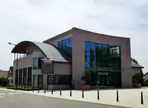 Homburg (Hombourg), das moderne Rathaus der oberels��ischen Gemeinde, Mai 2014 