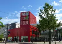 M�lhausen (Mulhouse), Einkaufszentrum am Fu�e des Europaturms, Mai 2014