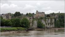 Chepstow Castle vom englischen Ufer des River Wye aus betrachtet. 04.06.2014