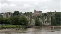Chepstow Castle vom englischen Ufer des River Wye aus betrachtet. 04.06.2014