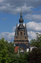 Die Wendalinusbasilika ist eine sptgotische Hallenkirche aus dem 14. Jahrhundert mit dem Grabmal des heiligen Wendelin. Die Basilika mit ihren Gewlbemalereien zhlt zu den herausragenden Sakralbauten des Saarlandes und ist eine bedeutende Pilgerkirche. St. Wendel / Saar am 05.06.2014