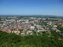 Freiburg, Blick vom Schlo�bergturm Richtung West, gut zu sehen der Kaiserstuhl, am Horizont die Vogesen, Juni 2014