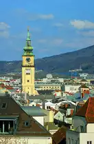 Blick vom Linzer Schloss --> Turm der Stadtpfarrkirche [26.3.2014]