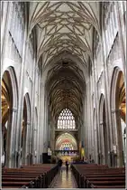 Bristol. Das Hauptschiff von St. Mary Redcliff. 02.06.2014