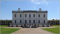 Das Queen's House in Greenwich ist heute Teil des National Maritime Museums, in dem vorrangig maritime Gemlde gezeigt werden. Das ehemals knigliche Schloss wurde zu Beginn des 17. Jahrhundert erbaut und ist heute Teil des UNESCO-Weltkulturerbes. 07.06.2014