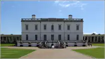 Das Queen's House in Greenwich ist heute Teil des National Maritime Museums, in dem vorrangig maritime Gem�lde gezeigt werden. Das ehemals k�nigliche Schloss wurde zu Beginn des 17. Jahrhundert erbaut und ist heute Teil des UNESCO-Weltkulturerbes. 07.06.2014