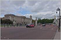 Eines der meist besuchten Gebude in London:der Buckingham Palace
(22.05.2014)