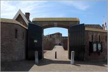 Den Helder. Das Fort Kijkduin im Ortsteil Huisduinen wird heute als Museum genutzt. 07.07.2014
http://www.fortkijkduin.nl/