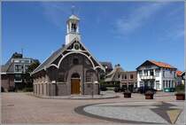 Den Helder. Im Ortsteil Huisduinen steht eine kleine Kirche. 07.07.2014
