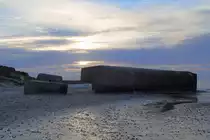 Atlantikwallbunker des II.Weltkrieges am Strand von Vigs�, aufgenommen am Abend des 16.04.2014.