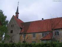 St.-Johannis-Kloster liegt unweit der Fischersiedling Holm (Stadt Schleswig, Mai 2010)