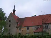 St.-Johannis-Kloster liegt unweit der Fischersiedling Holm (Stadt Schleswig, Mai 2010)