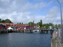Hafen und Fugngerbrcke in Eckernfrde (Schleswig-Holstein, Mai 2010)