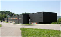 . Duale Hochschule Lrrach -

Auf der Rckseite endet die Stadt und nach einer Wiese kommt man in den Wald, der aber durch die Autobahn durchschnitten wird.

18.06.2013 (Matthias)