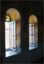 . Zwei Fenster -

in der Kirche der griechisch-orthodoxen Kloster Qarantal.

21.03.2014 (Matthias)

