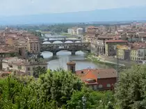 immer wieder gern: Blick auf Florenz mit Ponte Vecchio, Foto am 18.5.2014
