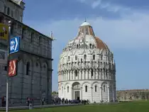 Taufkirche (Baptisterium) in Pisa, Foto am 21.5.2014
