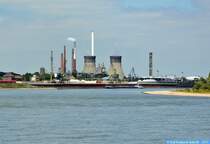 Shell-Raffinerie am Rhein in Godorf - 23.06.2014