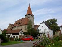 Jobstgreuth, St. Jobst Kirche, erbaut um 1250, Turm und Chor sptmittelalterlich, 
Langhaus von 1690 (10.08.2014)