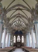 K�szeg, Mittelschiff der Herz Jesu Kirche, Farbgestaltung von Otto K�tt (30.07.2014)