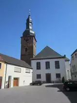 G�llheim, Ev. Kirche, sp�tbarocker Saalbau, erbaut von 1765 bis 1770, sp�tgotischer Chorturm (08.06.2014)