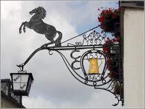 Zwnitz. Wirtshausschild des Hotel Ro am Markt. 
14.08.2014