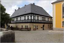 Wolkenstein. In diesem Fachwerkgebude am Schlossplatz ist das Militrhistorische Museum untergebracht.
15.08.2014