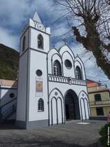 Auenansicht der Kirche  Nossa Senhora do Rosrio / Unsere Liebe Frau vom Rosenkranz  in Jardim do Mar an der Sdkste von Madeira (Mrz 2014) 