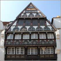 Osnabrck. Wunderschne Fachwerkfassade in der Krahnstrae (zusammengesetzt aus zwei Fotos).
10.08.2014