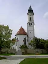 Westendorf, St. Georg Kirche, erbaut ab 1491, Turm und Langhaus erneuert von 1664 bis 1670, weiterer Neubau von 1739 bis 1741 durch Baumeister Franz Xaver Kleinhans (07.07.2014)