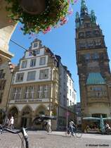 Haus der  Westflischen Nachrichten  neben dem Stadthausturm am Prinzipalmarkt in Mnster (August 2013)