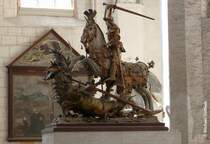 Georg der Drachentter im Eingangsbereich der Katharinenkirche in Lbeck (Mai 2011)