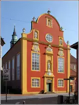 Meppen. Die Gymnasialkirche wurde 1743 bis 1746 erbaut. Es handelt sich um eine sp�tbarocke Saalkirche.
17.07.2014