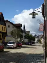 Bischofsgr�n, Blick in die Hauptstra�e, Aug.2014