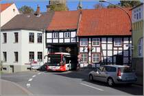 Melle. Das Osnabrcker Tor im Stadtteil Buer ist ein Nadelhr fr den Verkehr.
18.09.2014