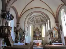 Hollersbach, Alt�re und Kanzel der St. Vitus Kirche (02.08.2014)