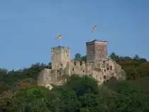 L�rrach, Burg R�tteln, geht zur�ck auf das 11.Jahrhundert, 1678 zerst�rt, 422m hoch �ber dem Wiesental gelegen, ist die drittgr��te Burgruine in Baden, kann besichtigt werden, Sept.2014 